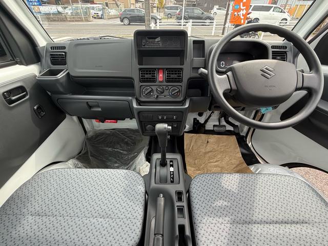 0200408A30260302W00102.jpg