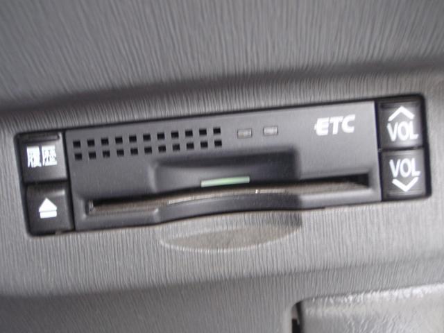 0550625A30251015W00119.jpg
