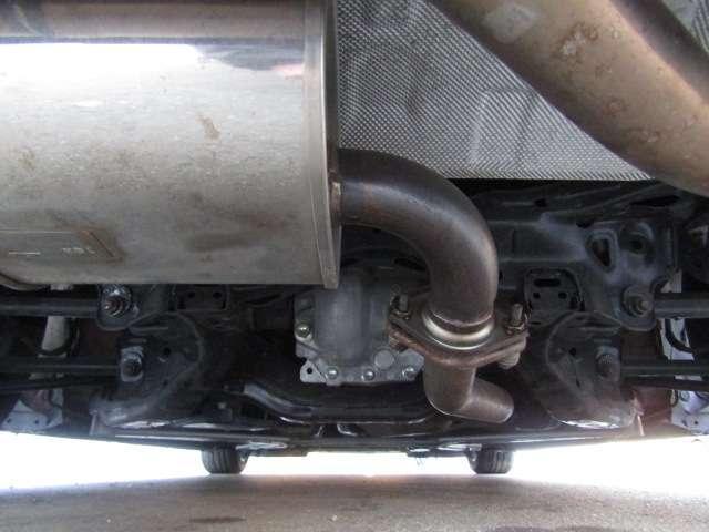 23258006_carP_l_2.jpg