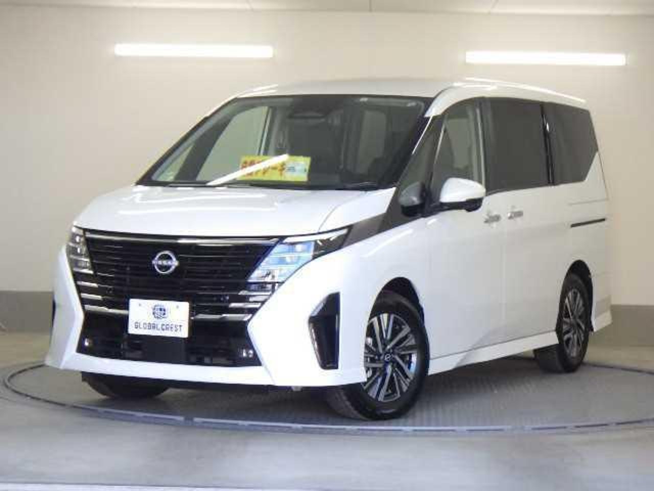 2023 Nissan Serena, photo 1 of 1