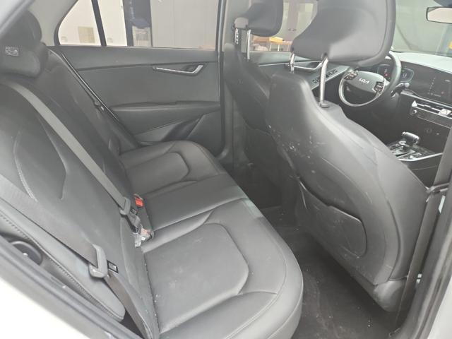 lotterental_100434473_3lCQS_9.jpg