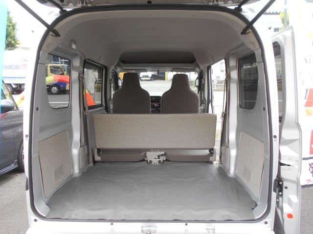 0500482A30250609W00215.jpg