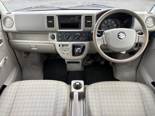 0804637A30251120W00101.jpg