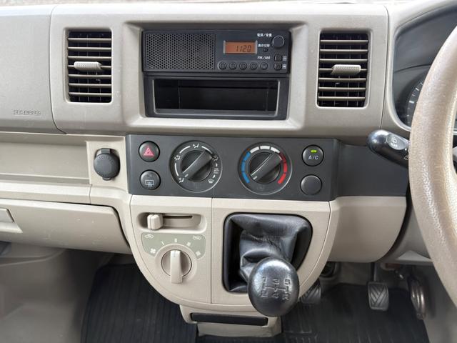 0804637A30251120W00119.jpg