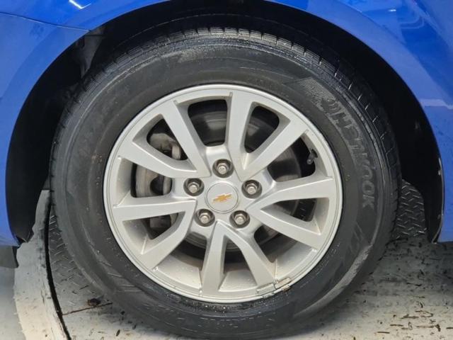 5061502153R19.jpg