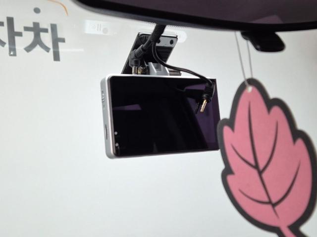 5121001341R15.jpg
