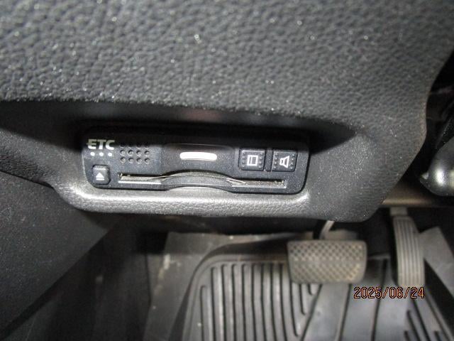 0900963A30250625W00214.jpg