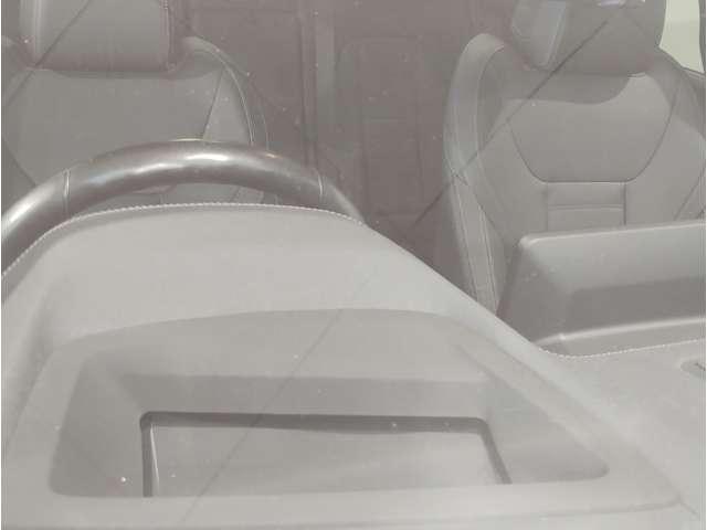 22443590_carP_l_6.jpg