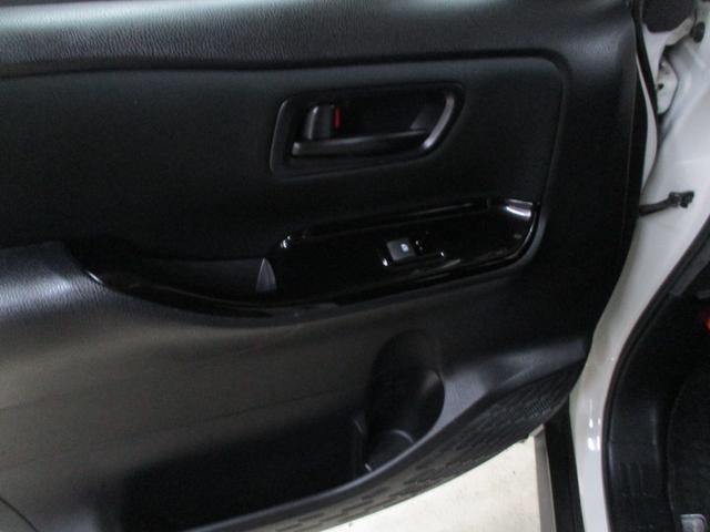 0902619A30260329W00111.jpg