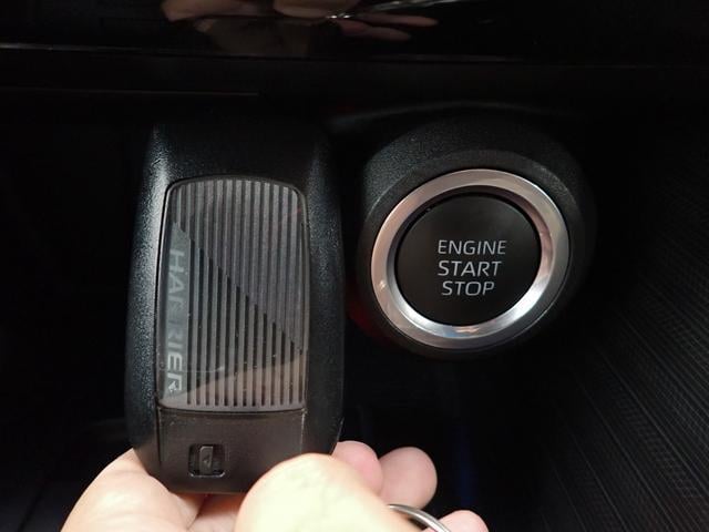 0509002A30250905W00614.jpg