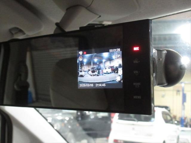 0303694A30250513W00104.jpg