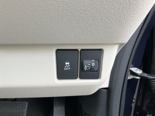 0202095A30250826W00510.jpg