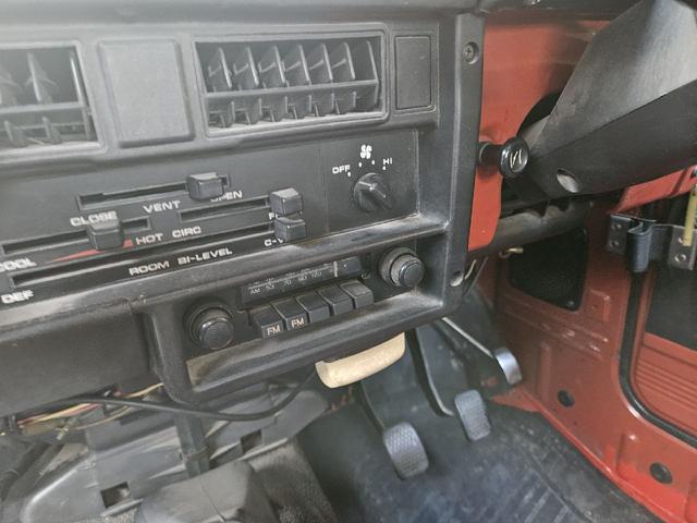 0705472A30250930W00116.jpg
