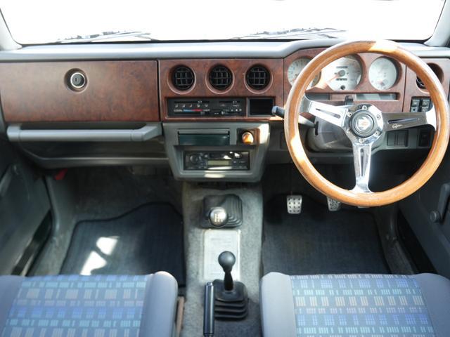 0801991A30260309W00205.jpg