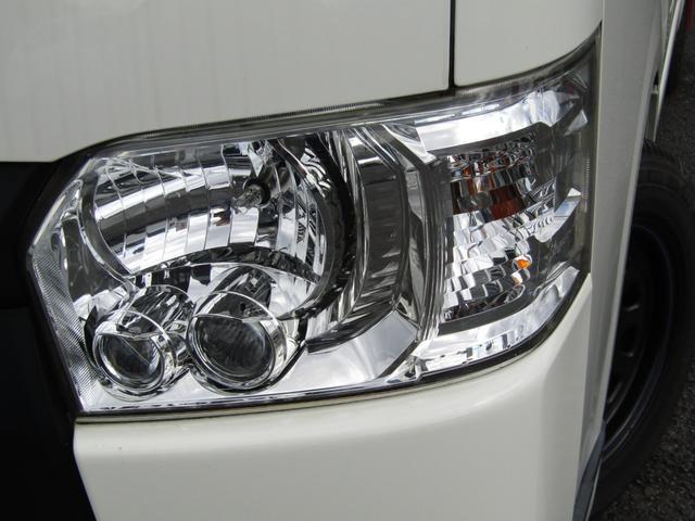 0505254A30251027W00213.jpg