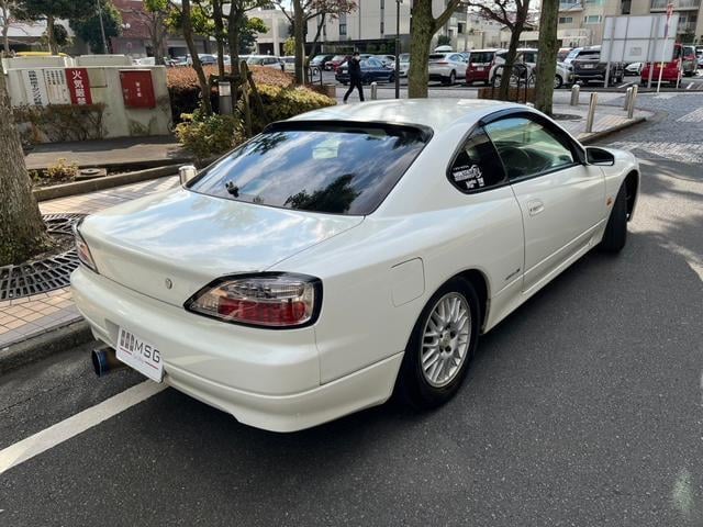 16057454_carP_l_4.jpg