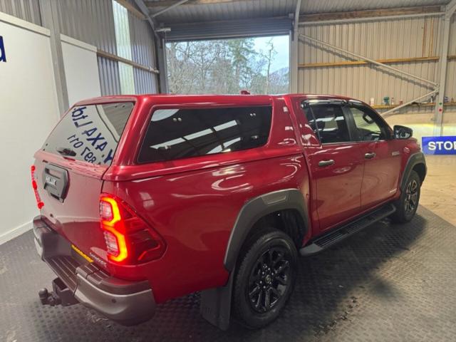 e7219dcfef4c48645bf7ae957c6d5806.jpeg