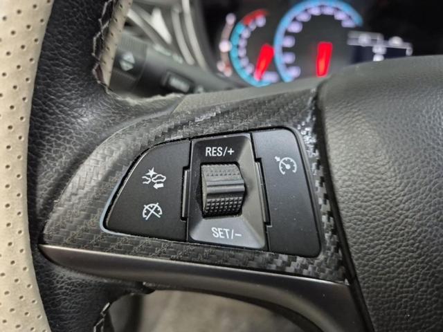 6011000396R16.jpg