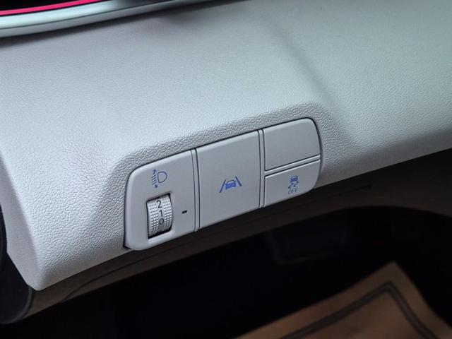 5061000079R17.jpg