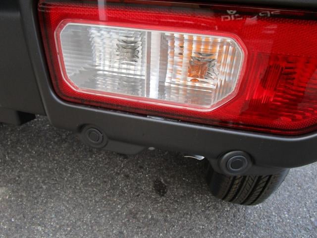 0201172A30250401W00116.jpg