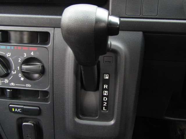 5ff35eeb9ac1eb134b9c4574a822ad8e.jpg