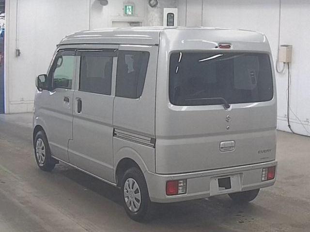 23302297_carP_l_10.jpg