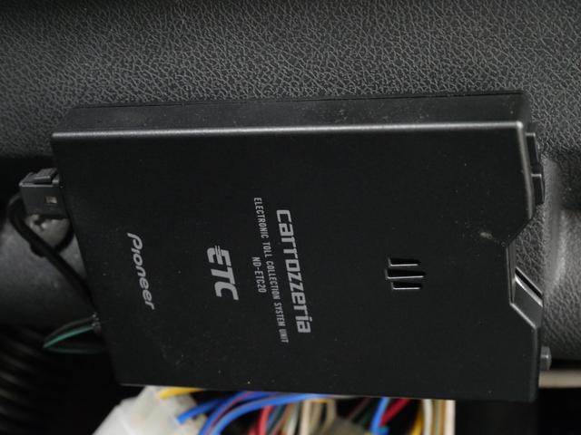 2505720A30251026W00219.jpg