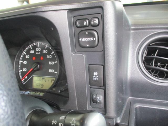0209457A30260323W00111.jpg