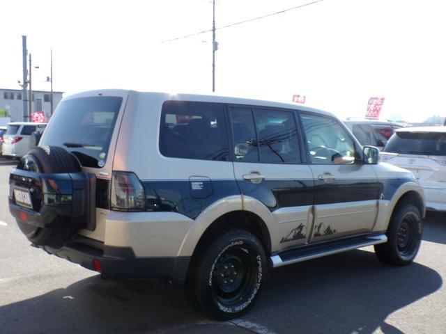 0541361A30260213W00107.jpg