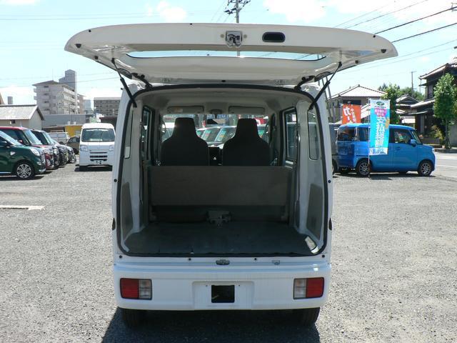 fe73e3c11163349bbdc54bb2f20e918e.jpg