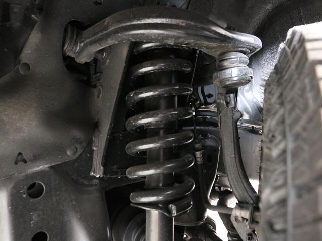 0560694A30251225W00118.jpg