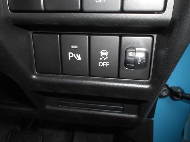 0540095A30250909W00218.jpg