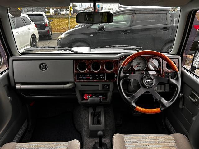 0940148A30251031W00101.jpg