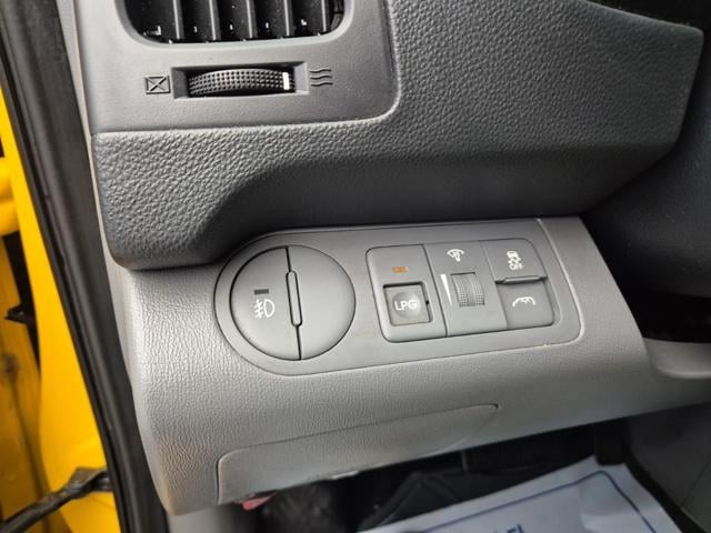 5111501733R16.jpg
