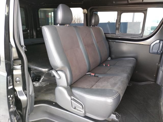 23131332_carP_l_9.jpg