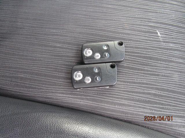 0900963A30260402W00116.jpg