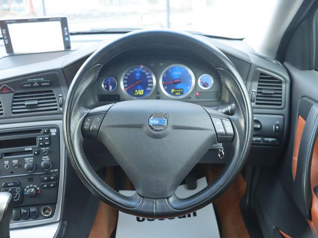 9540058A30260309W00212.jpg