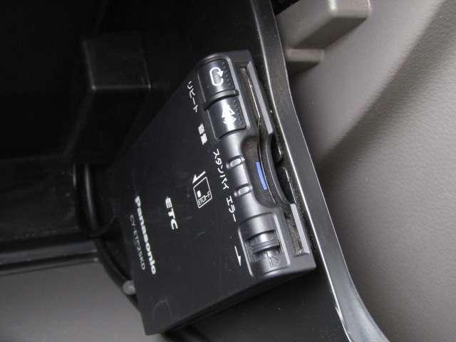 23040295_carP_l_7.jpg