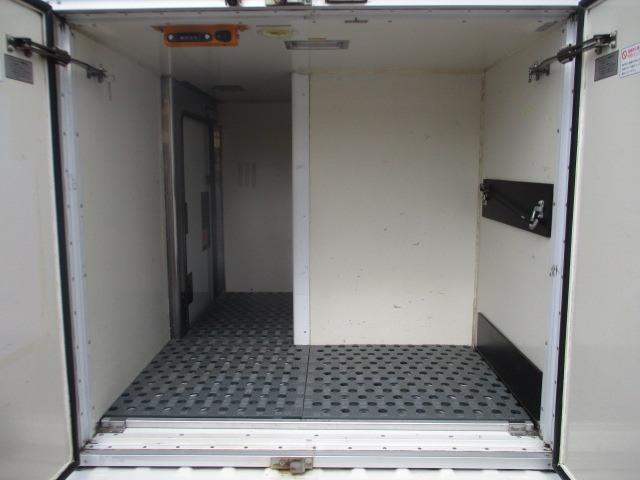 0500952A30250711W00116.jpg