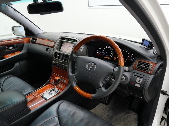 2505720A30260321W00502.jpg