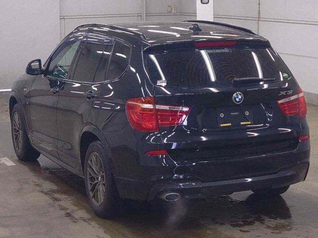 22976122_carP_l_3.jpg