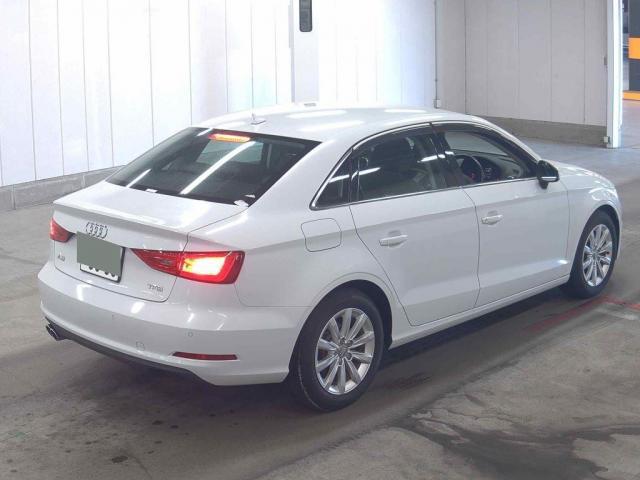 23150533_carP_l_3.jpg