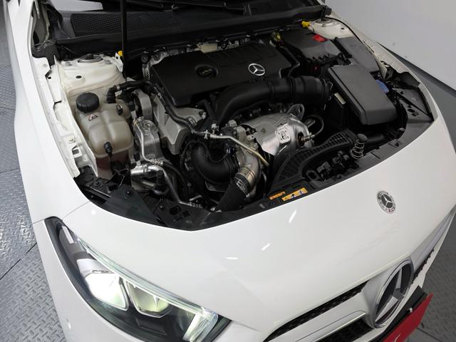 198cc3de90aa3142175a93d33ade236c.jpeg