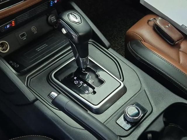 6021501531R8.jpg