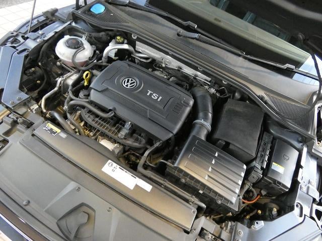 9700321A30250821W00119.jpg