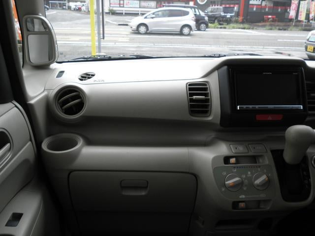 0802942A30250918W00113.jpg