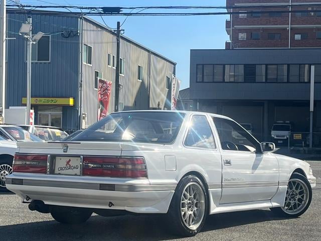 0805011A30251121W00202.jpg