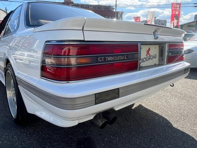 0805011A30251121W00217.jpg