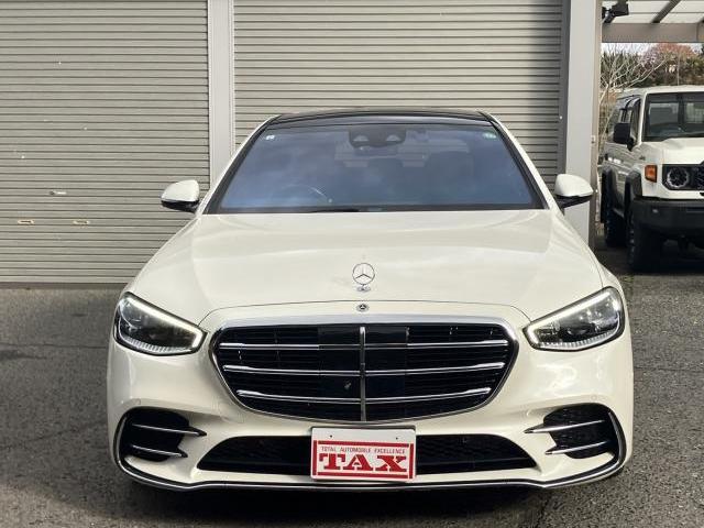21330099_carP_l_2.jpg