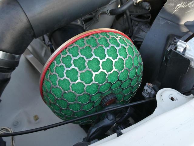 0404010A30260309W00111.jpg